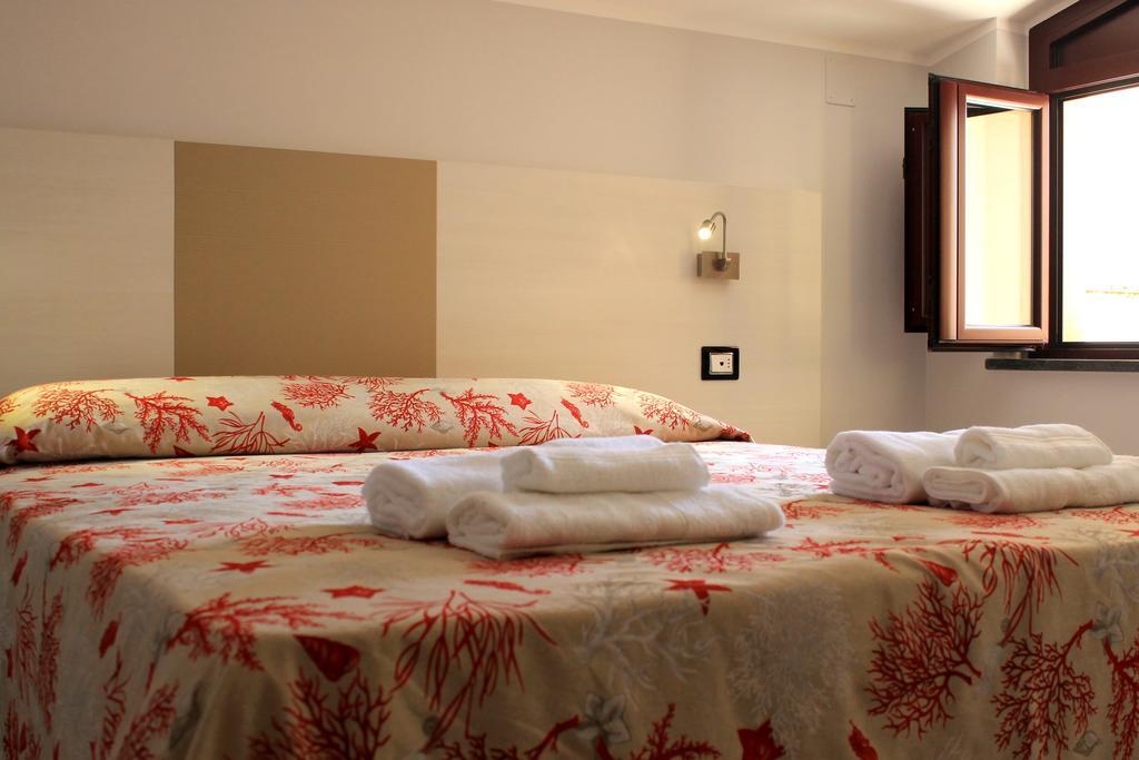 チェントラ Meuble Leonetti Bed & Breakfast エクステリア 写真