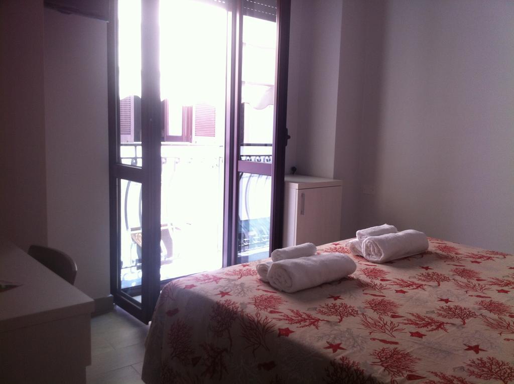 チェントラ Meuble Leonetti Bed & Breakfast エクステリア 写真