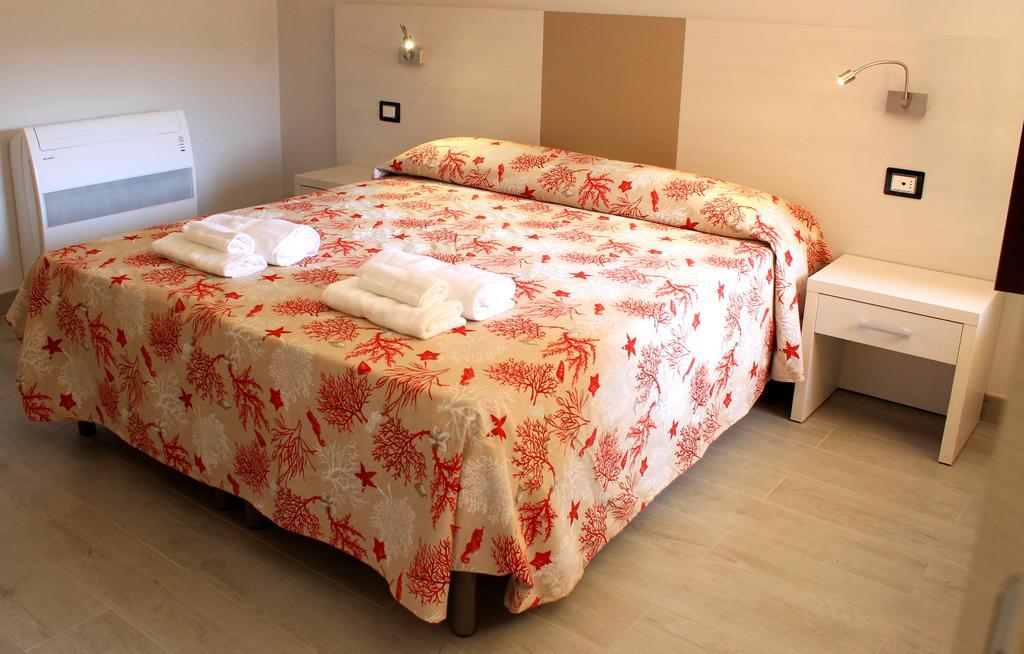 チェントラ Meuble Leonetti Bed & Breakfast エクステリア 写真