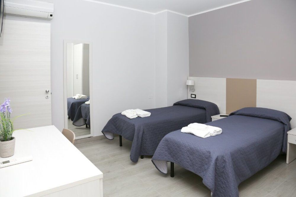 チェントラ Meuble Leonetti Bed & Breakfast エクステリア 写真